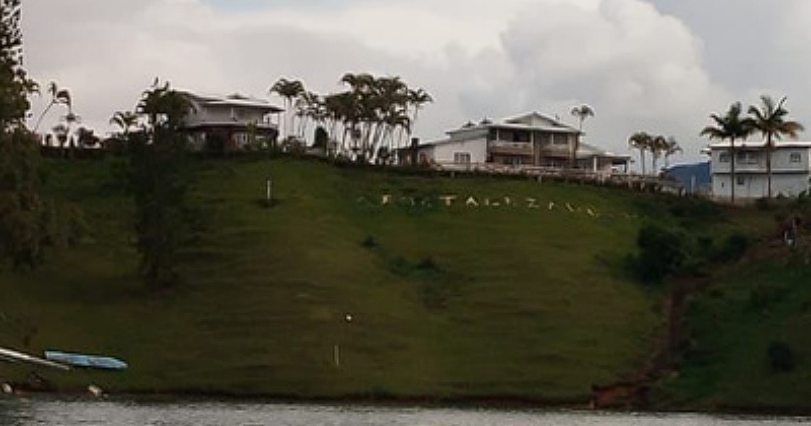 Tour Guatape - Paseo en lancha de lujo - 1 Hora - Imagen 3